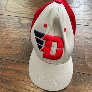 Dayton Flyers hat